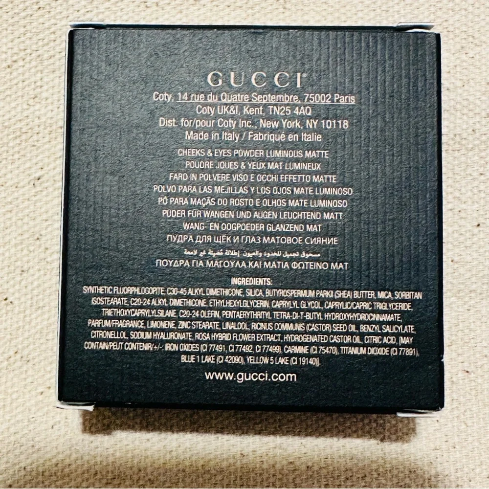 Gucci | Blush | Luminous Matte Powder Blush | Warm Berry